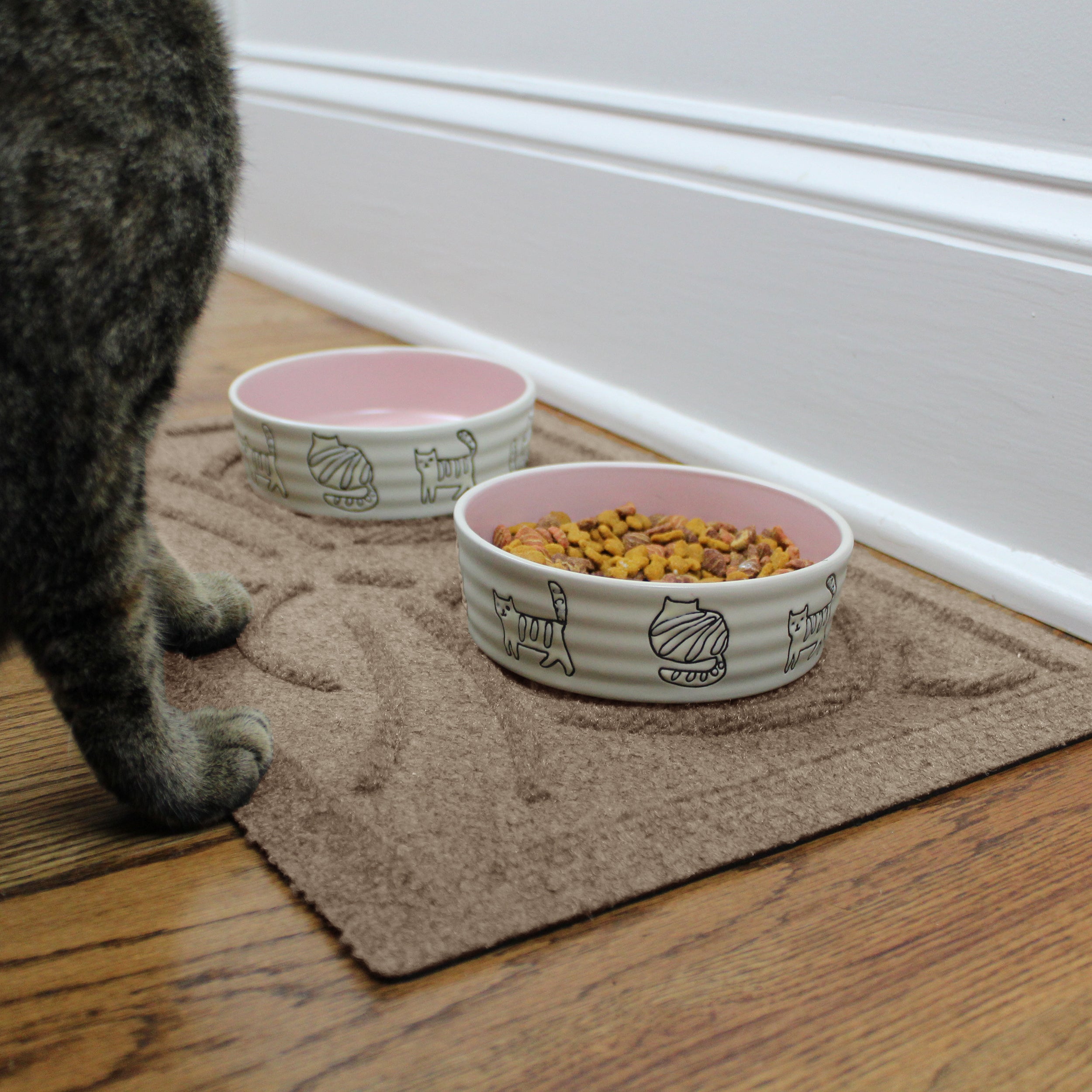 Waterhog® Kitty Face Bowl Mat